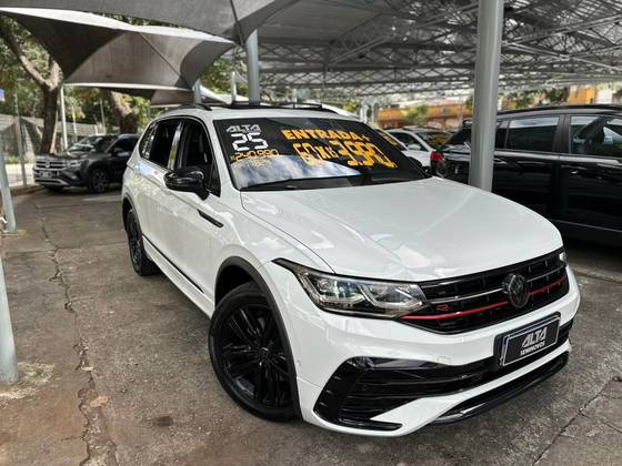 VOLKSWAGEN TIGUAN 2.0 300 TSI GASOLINA ALLSPACE R-LINE AUTOMÁTICO VOLKSWAGEN TIGUAN 2.0 300 TSI GASOLINA ALLSPACE R-LINE AUTOMÁTICO
